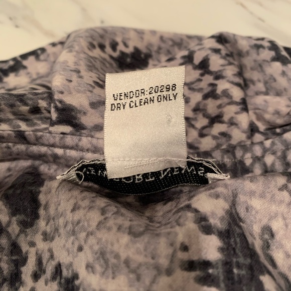 Newport News Snake Print Bolero Jacket Sz 6P - Picture 6 of 6